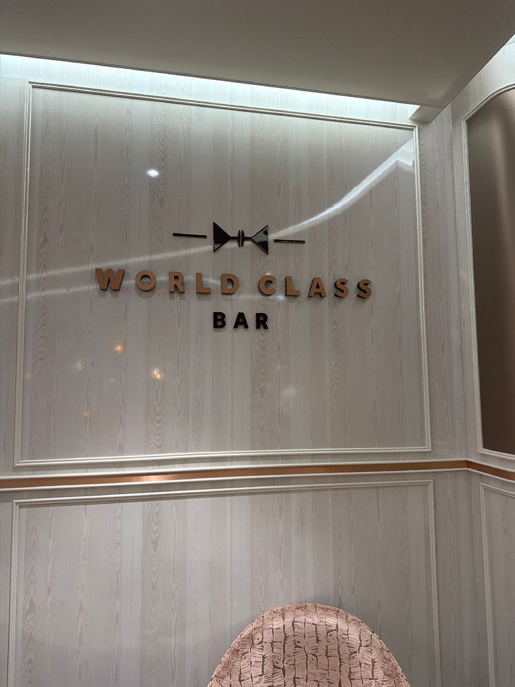 World Class Bar - Celebrity Beyond