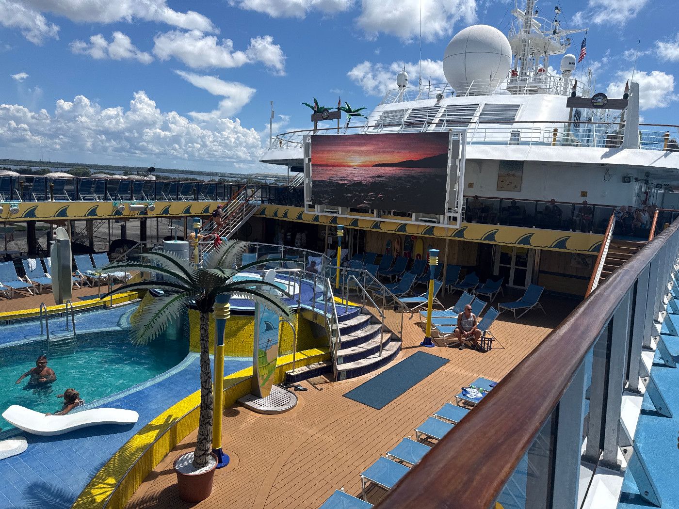 Margaritaville Islander - Margaritaville Islander