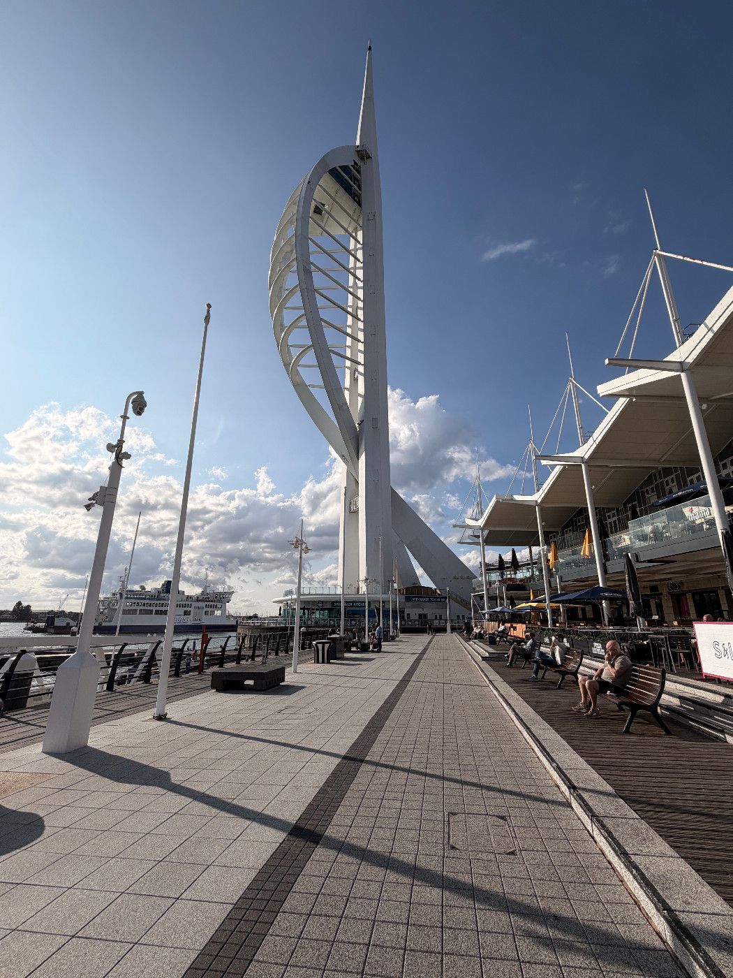 Portsmouth, England - Valiant Lady