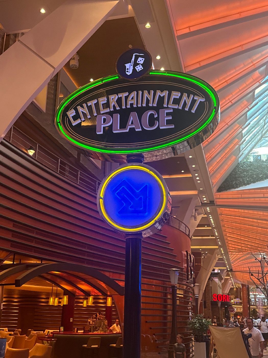 Entertainment Place - Allure of the Seas