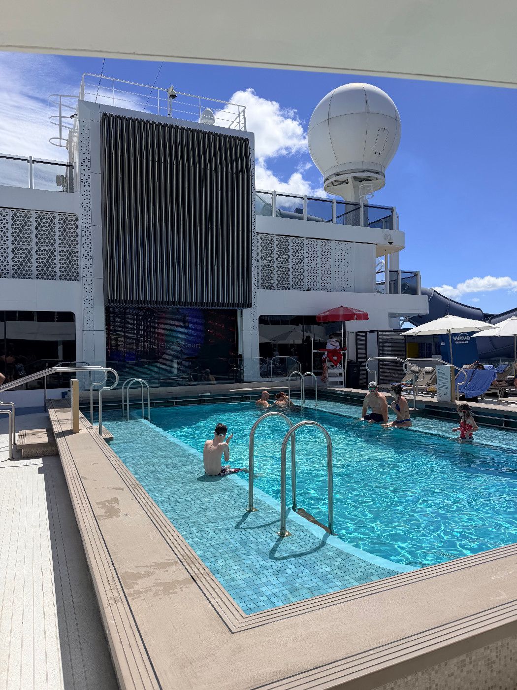 Pool Deck - Norwegian Prima