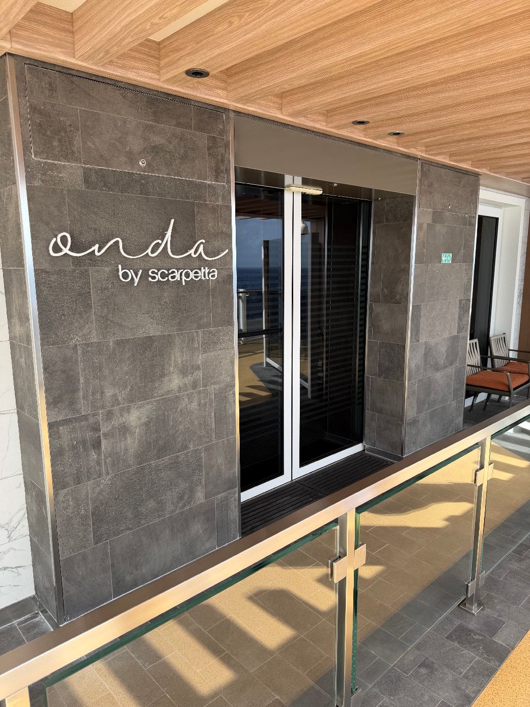 Onda by Scarpetta - Norwegian Prima
