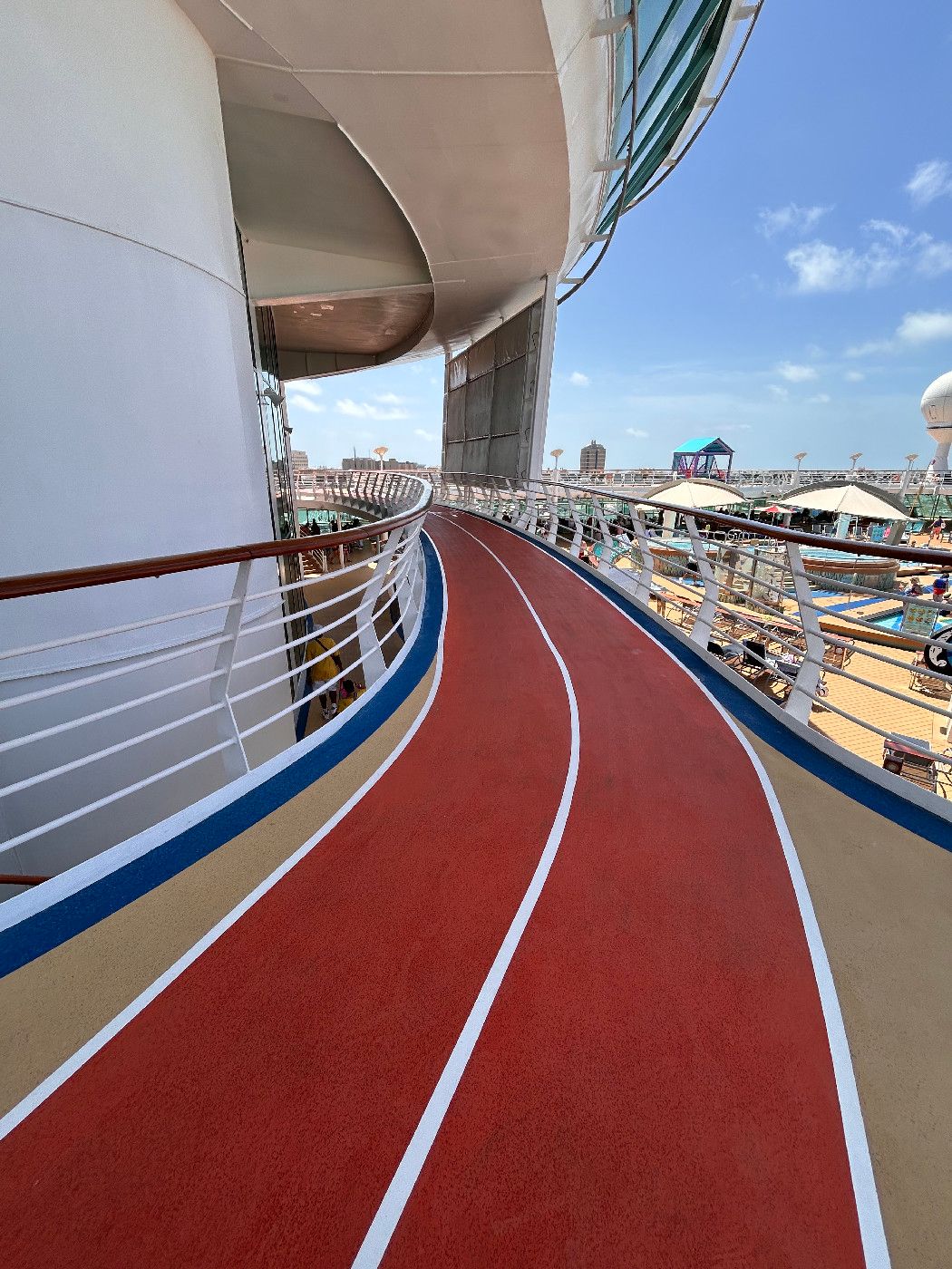 Running Track - Mariner of the Seas