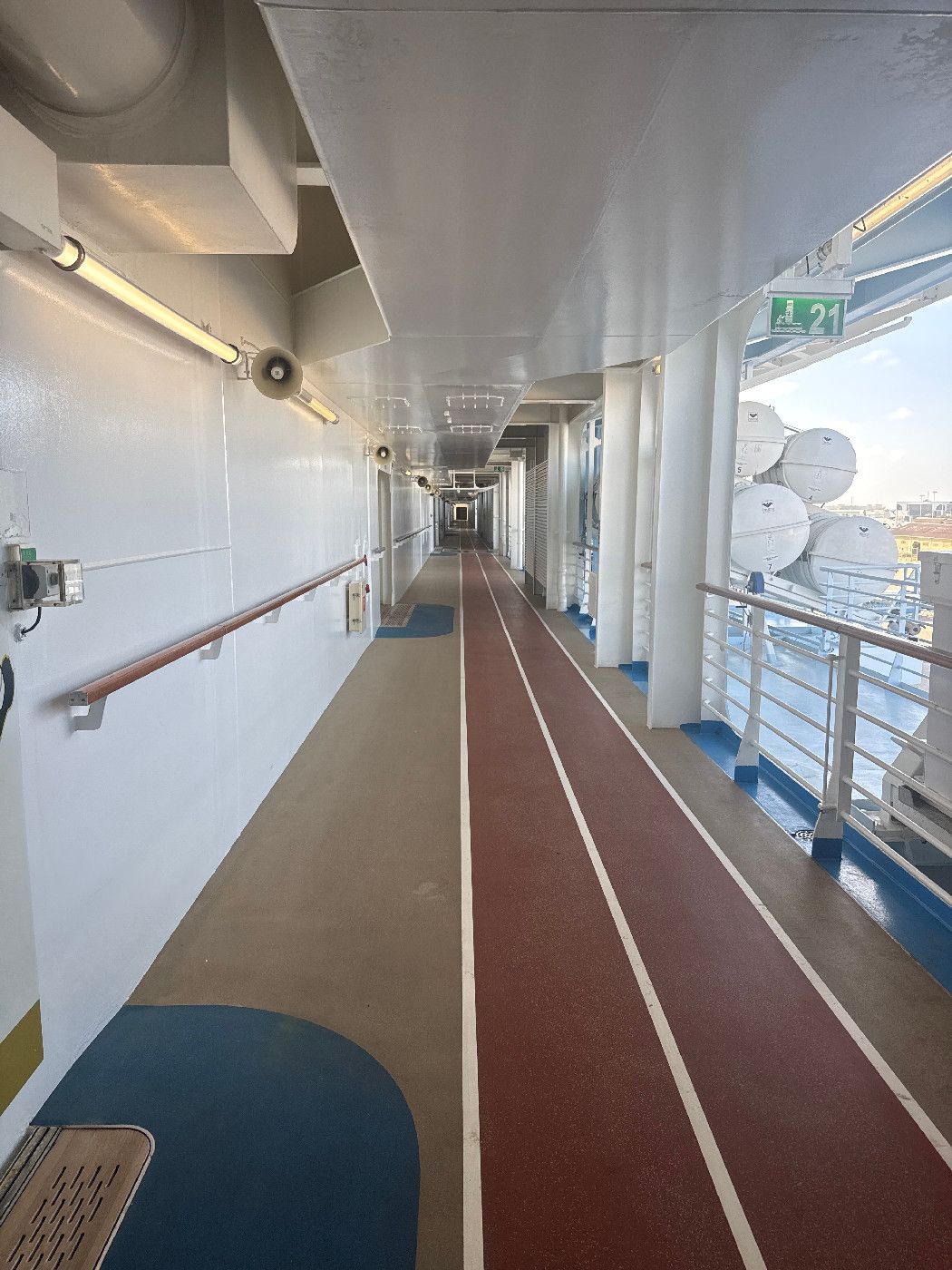 Running Track - Allure of the Seas