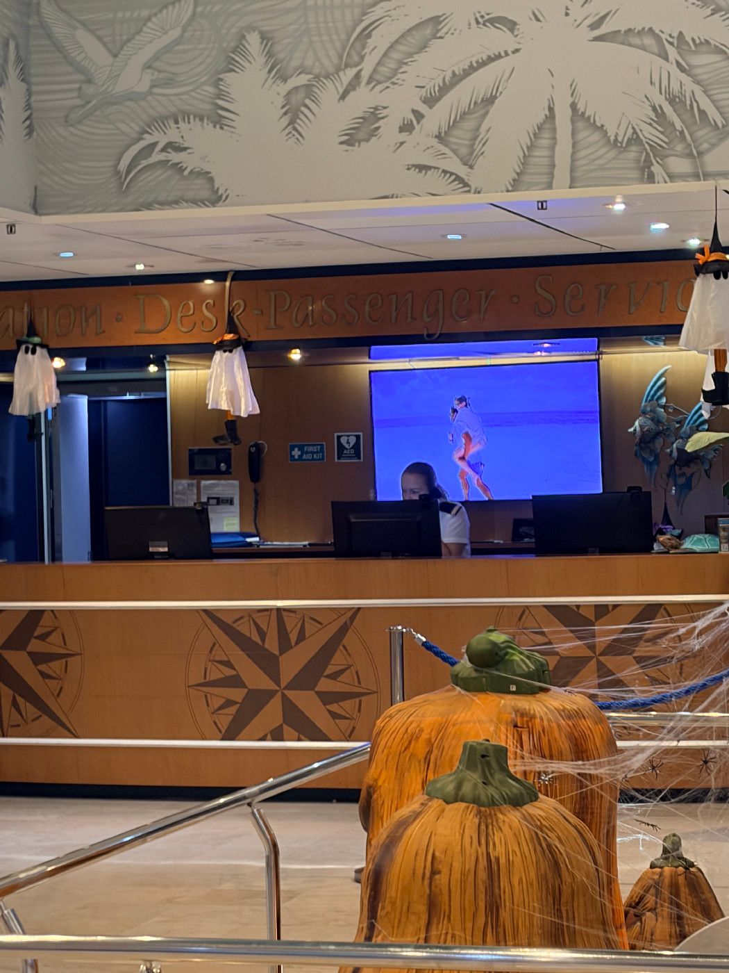 Guest Services - Margaritaville Paradise