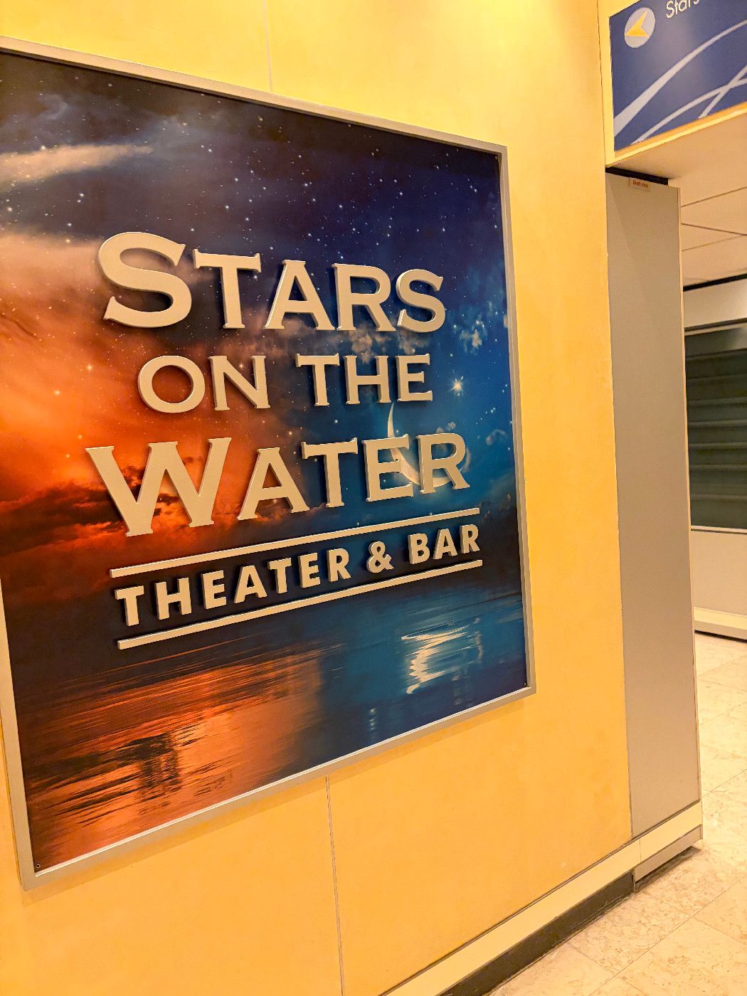 Stars on the Water Theater - Margaritaville Paradise