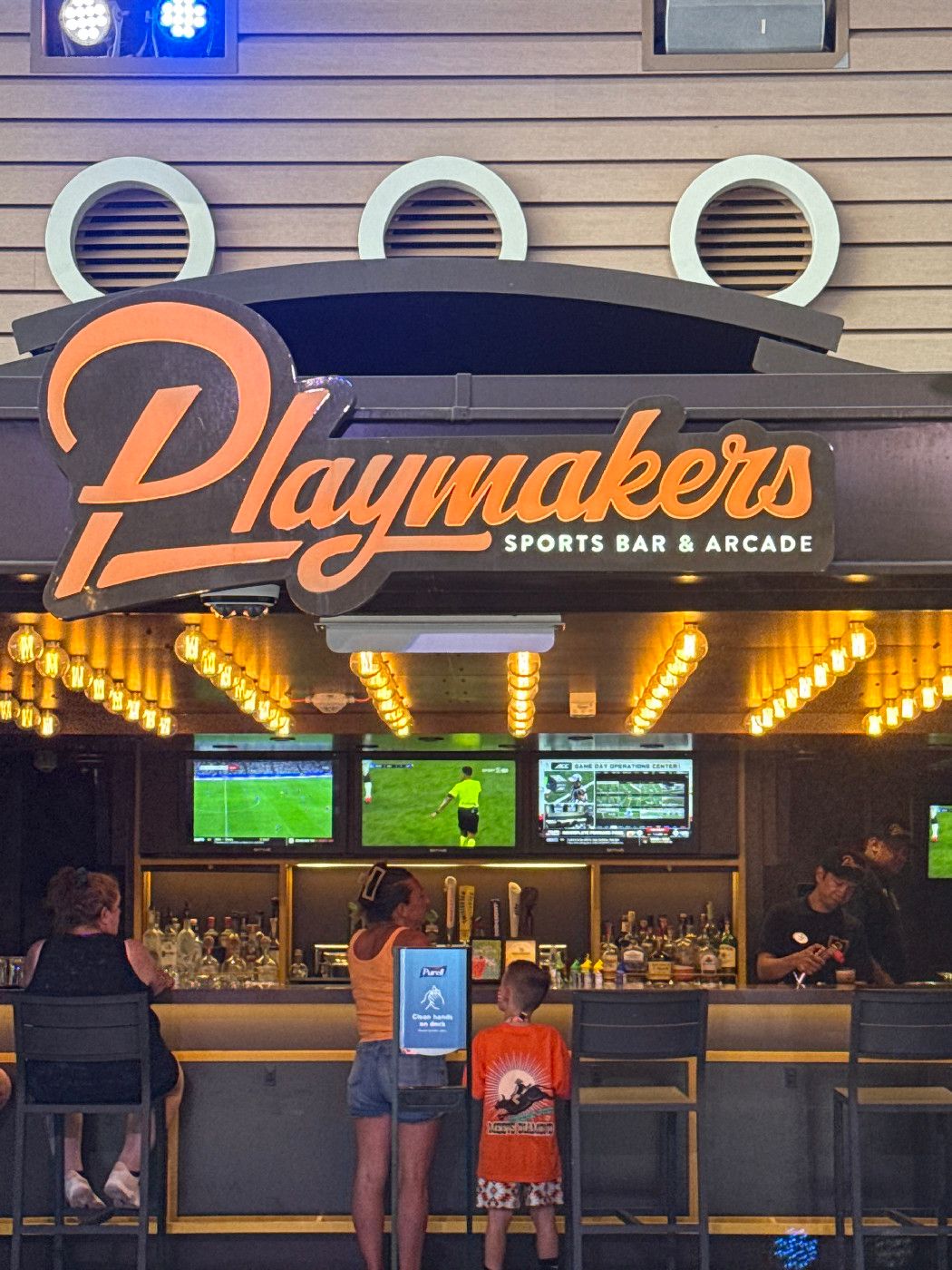 Playmakers Bar & Arcade - Allure of the Seas