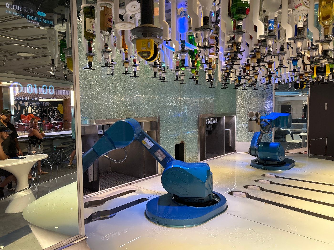 Bionic Bar - Quantum of the Seas