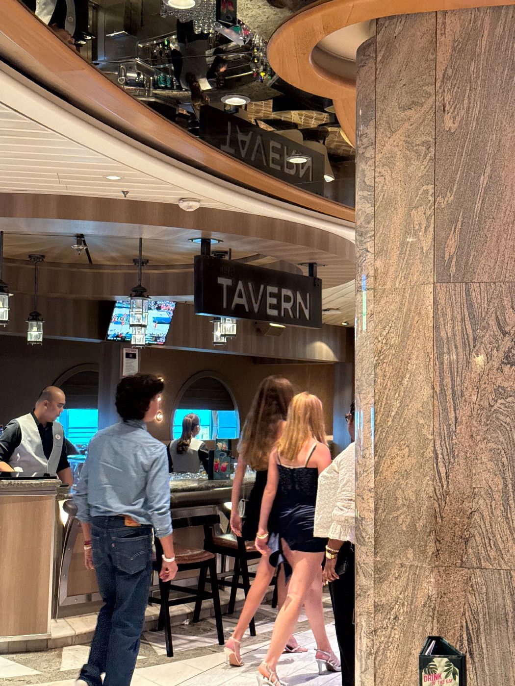 The Tavern - Voyager of the Seas