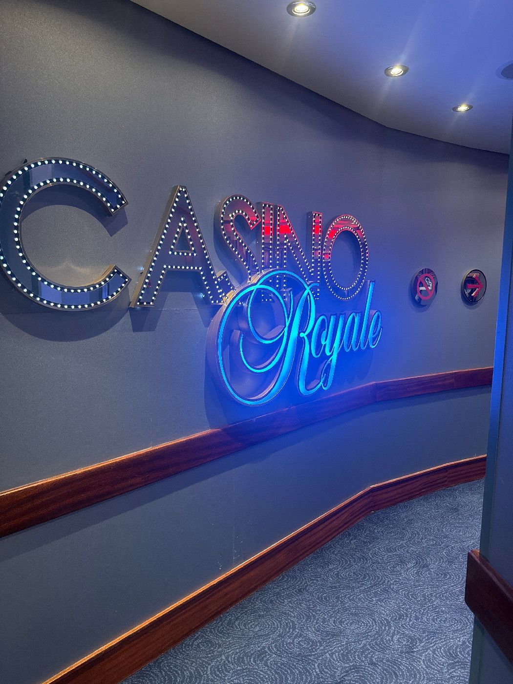 Casino - Allure of the Seas