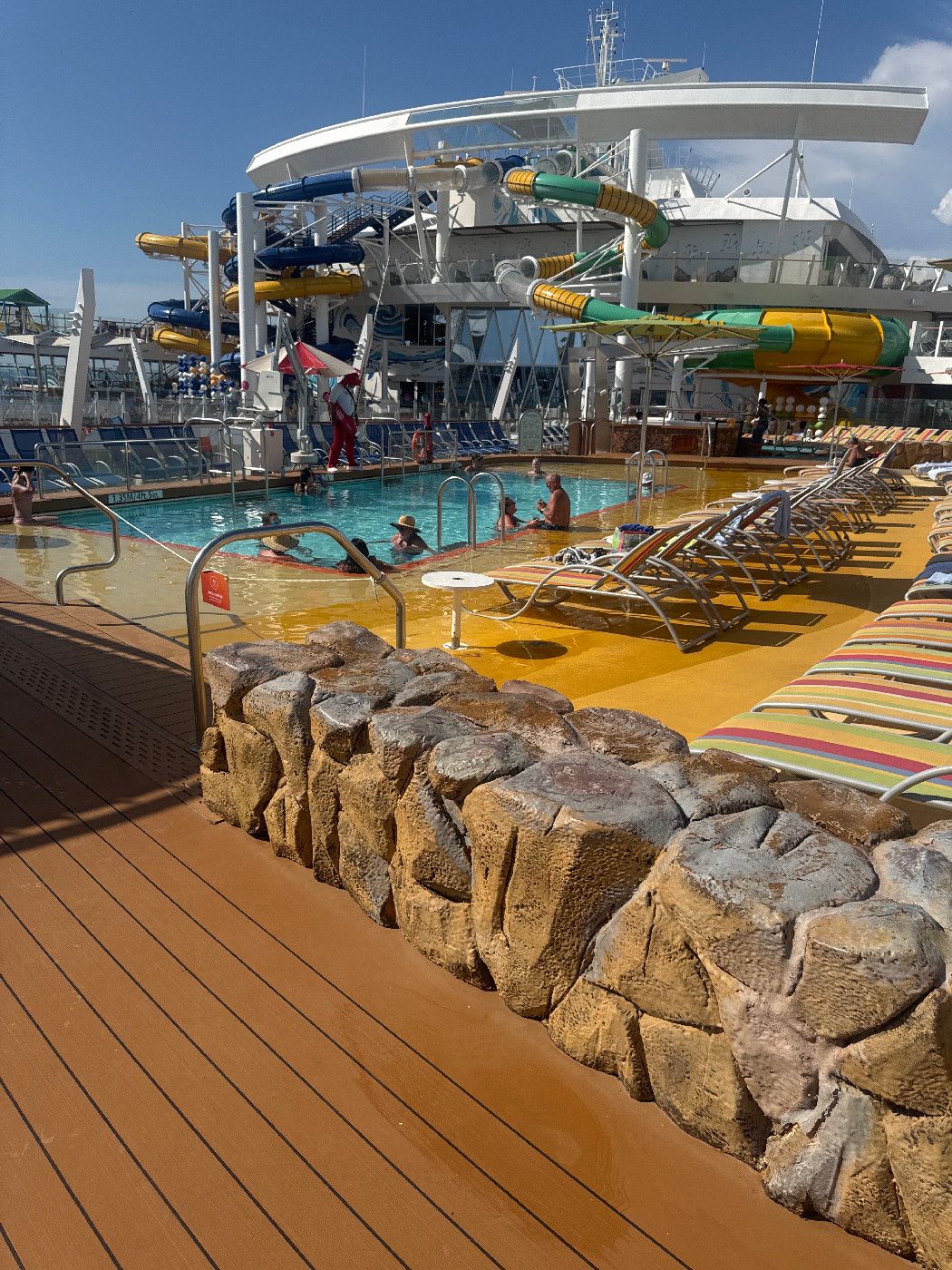 Beach Pool - Symphony of the Seas