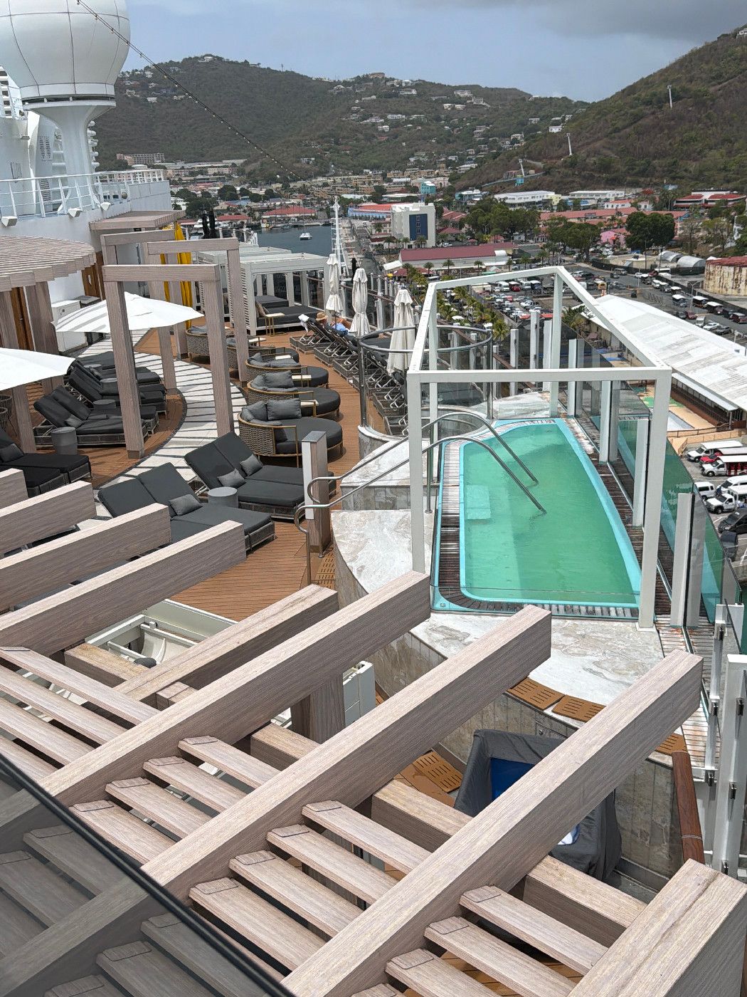 The Haven Sundeck - Norwegian Prima