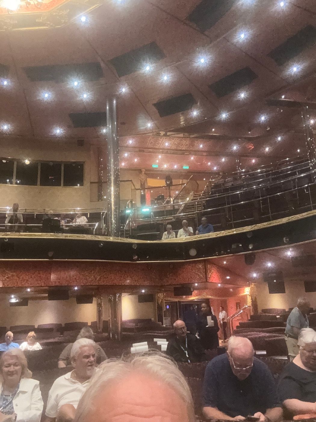 Amber Palace Main Show Lounge - Carnival Glory