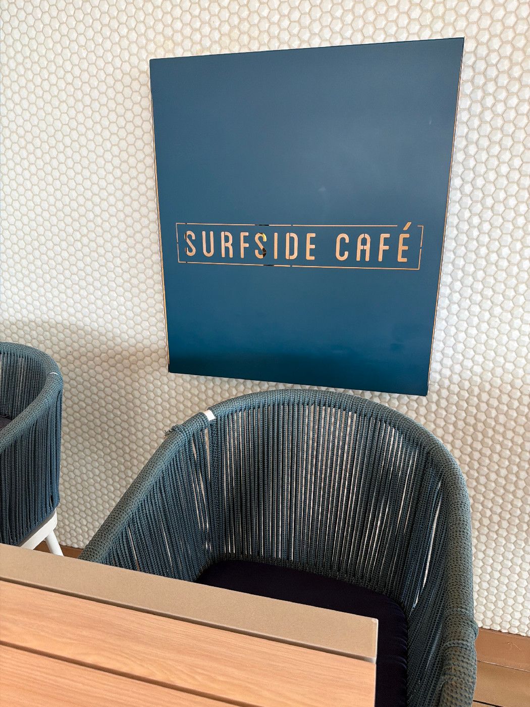 Surfside Cafe & Grill - Norwegian Prima