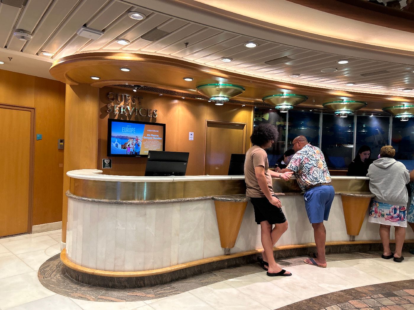 Guest Services - Mariner of the Seas