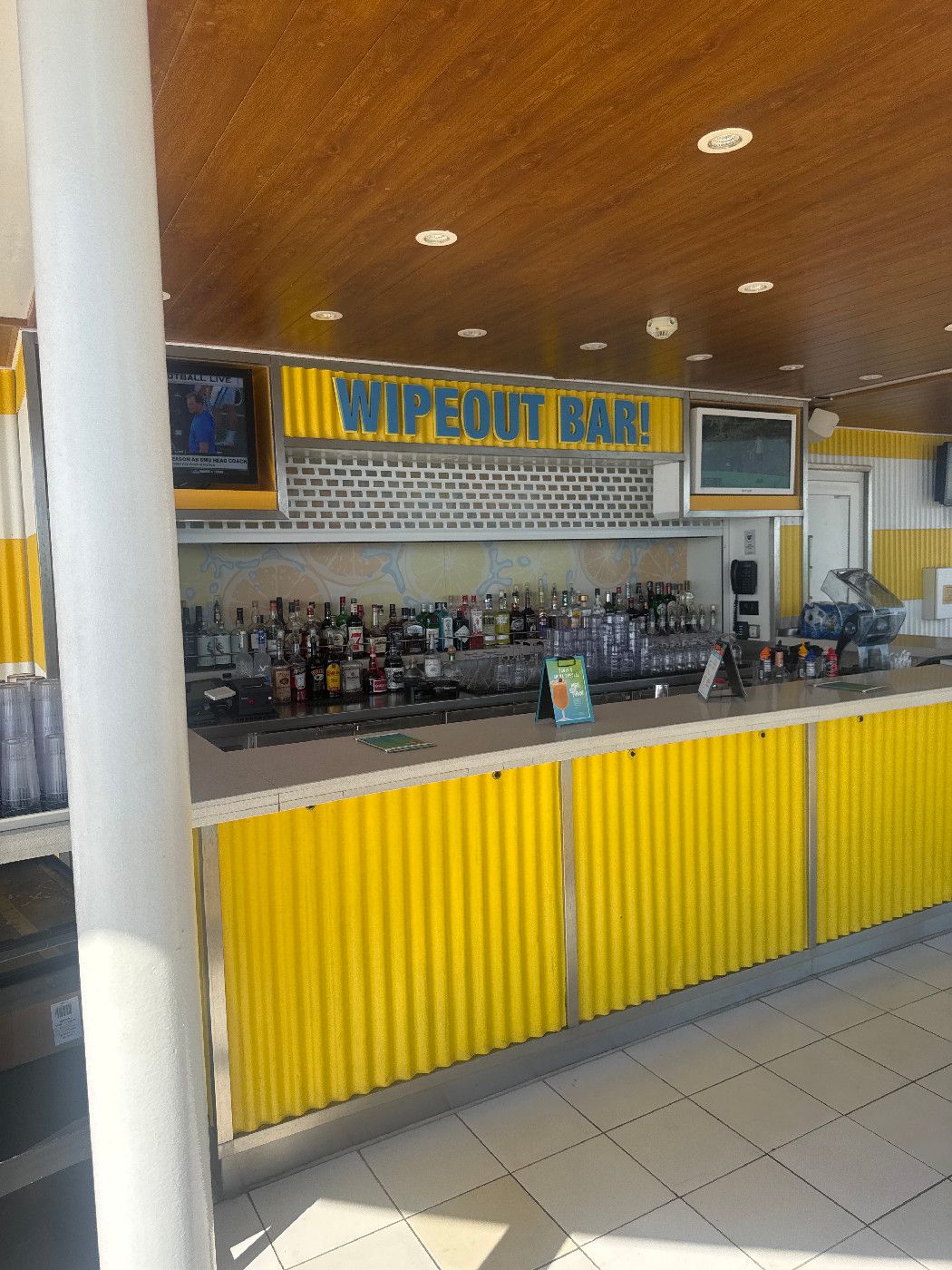 Wipe Out Bar - Symphony of the Seas