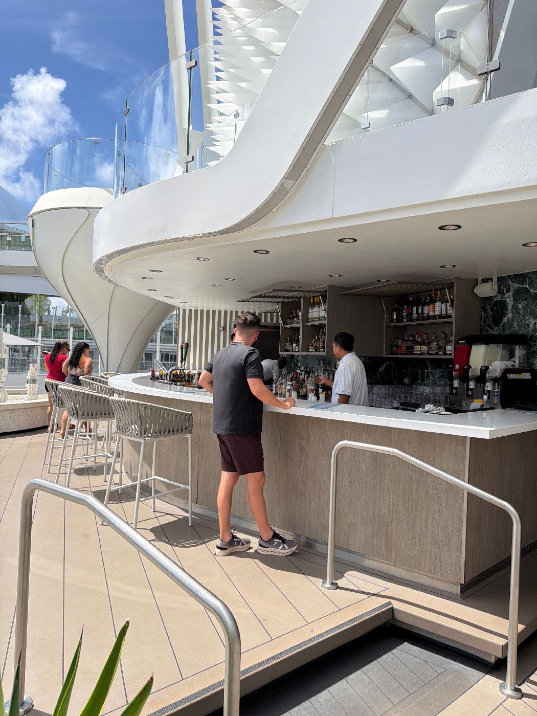 Pool Bar - Celebrity Beyond