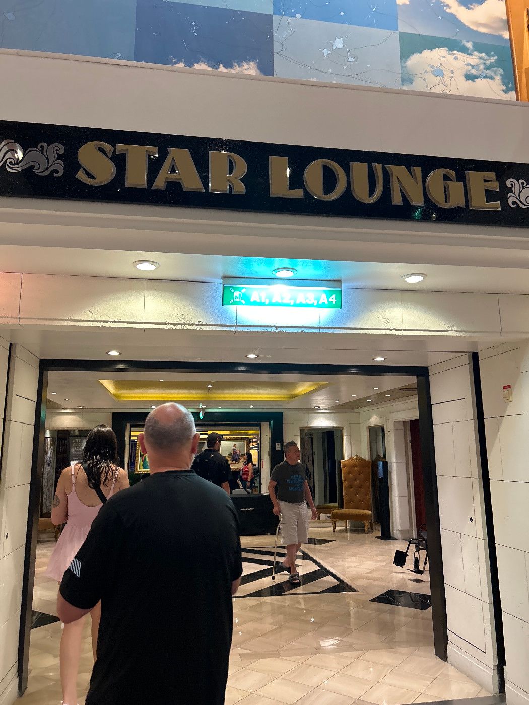 Star Lounge - Mariner of the Seas