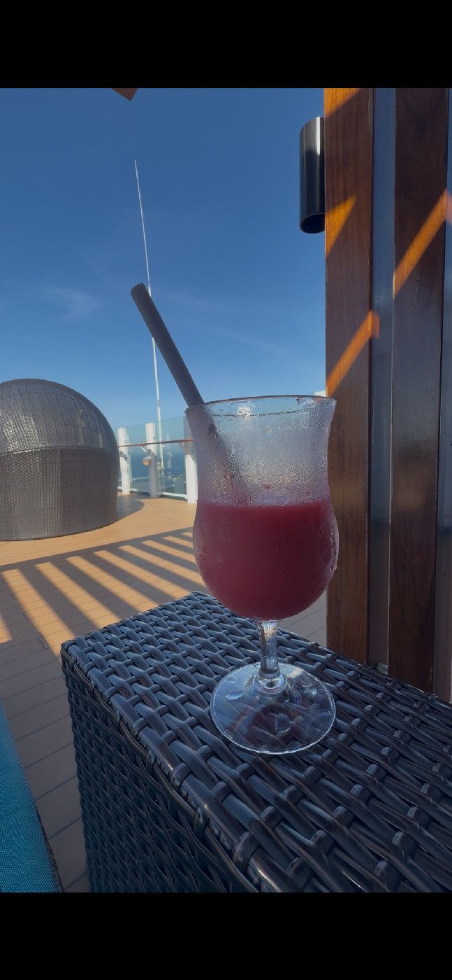 Serenity Adult Only Retreat - Carnival Radiance