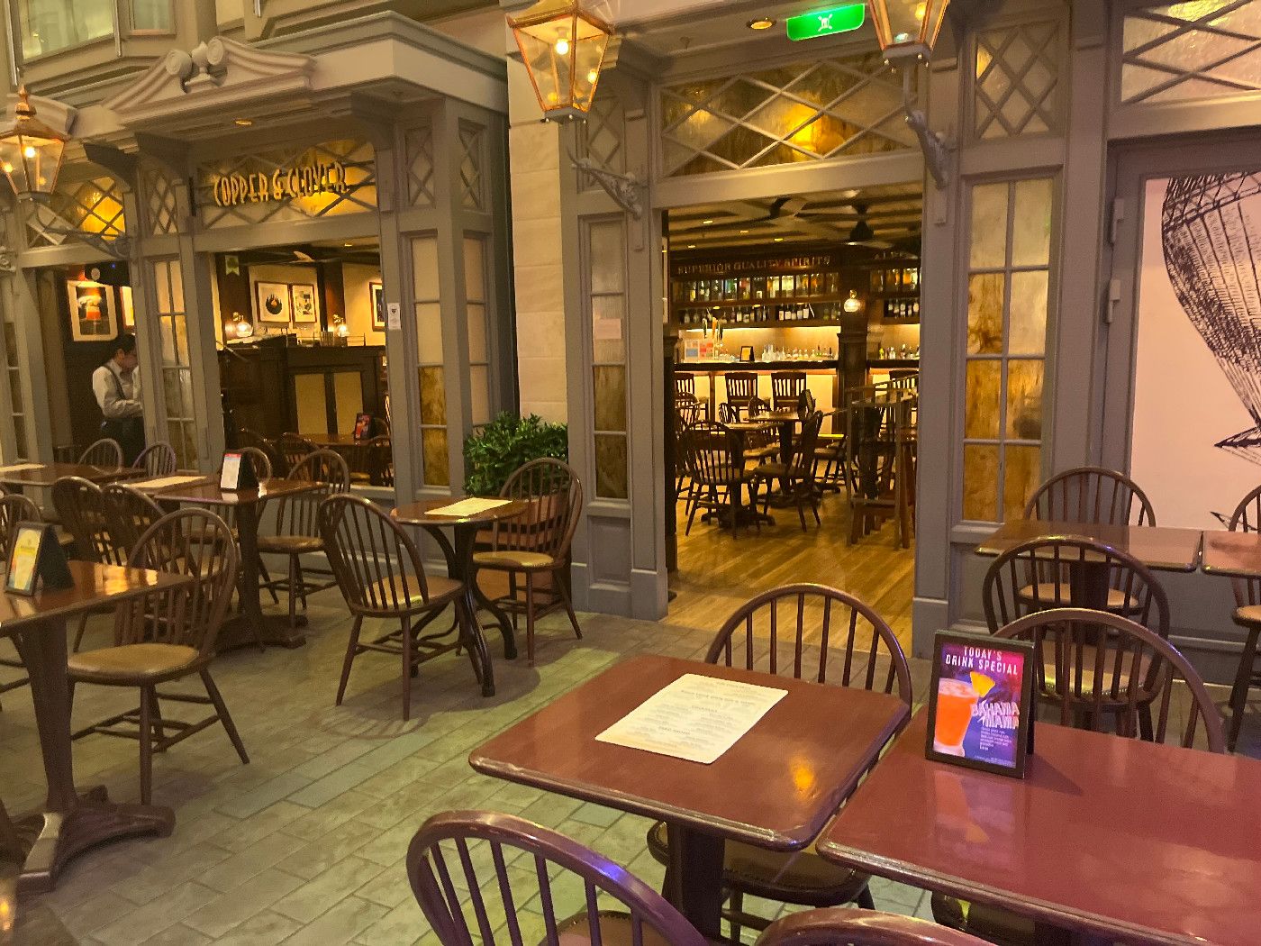 Crown Lounge - Navigator of the Seas