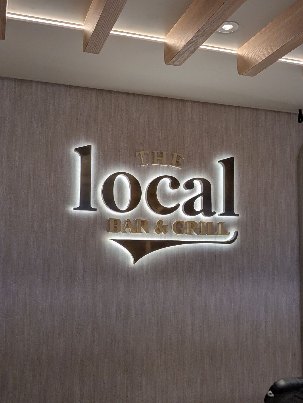 The Local Bar & Grill - Norwegian Aqua