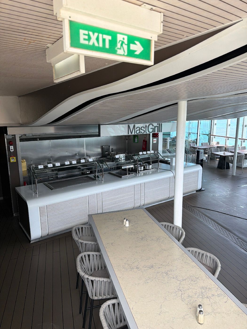 Mast Grill - Celebrity Beyond