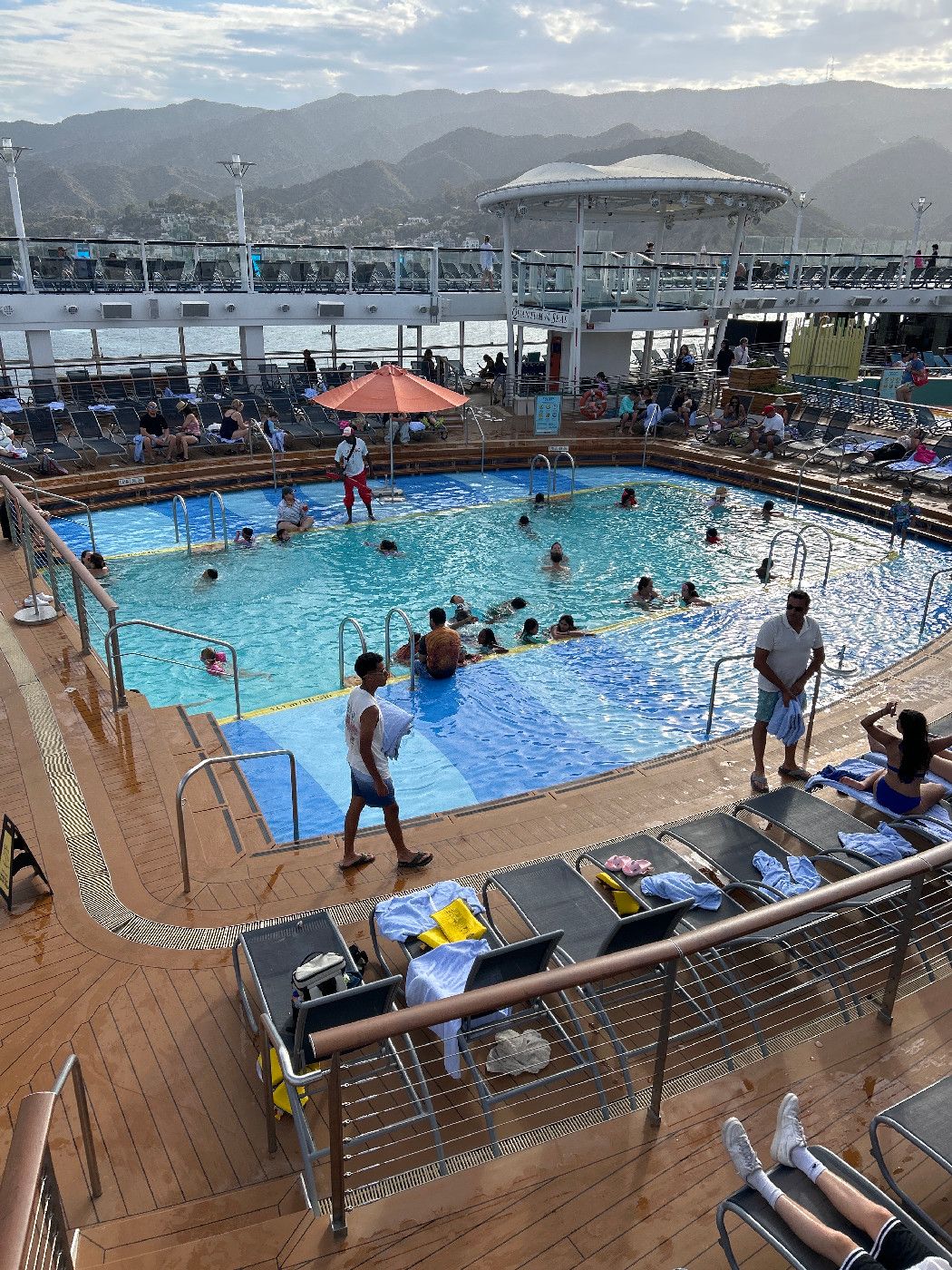 Outdoor Pool - Quantum of the Seas