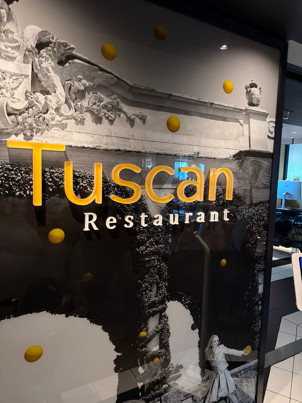 Tuscan Restaurant - Celebrity Beyond