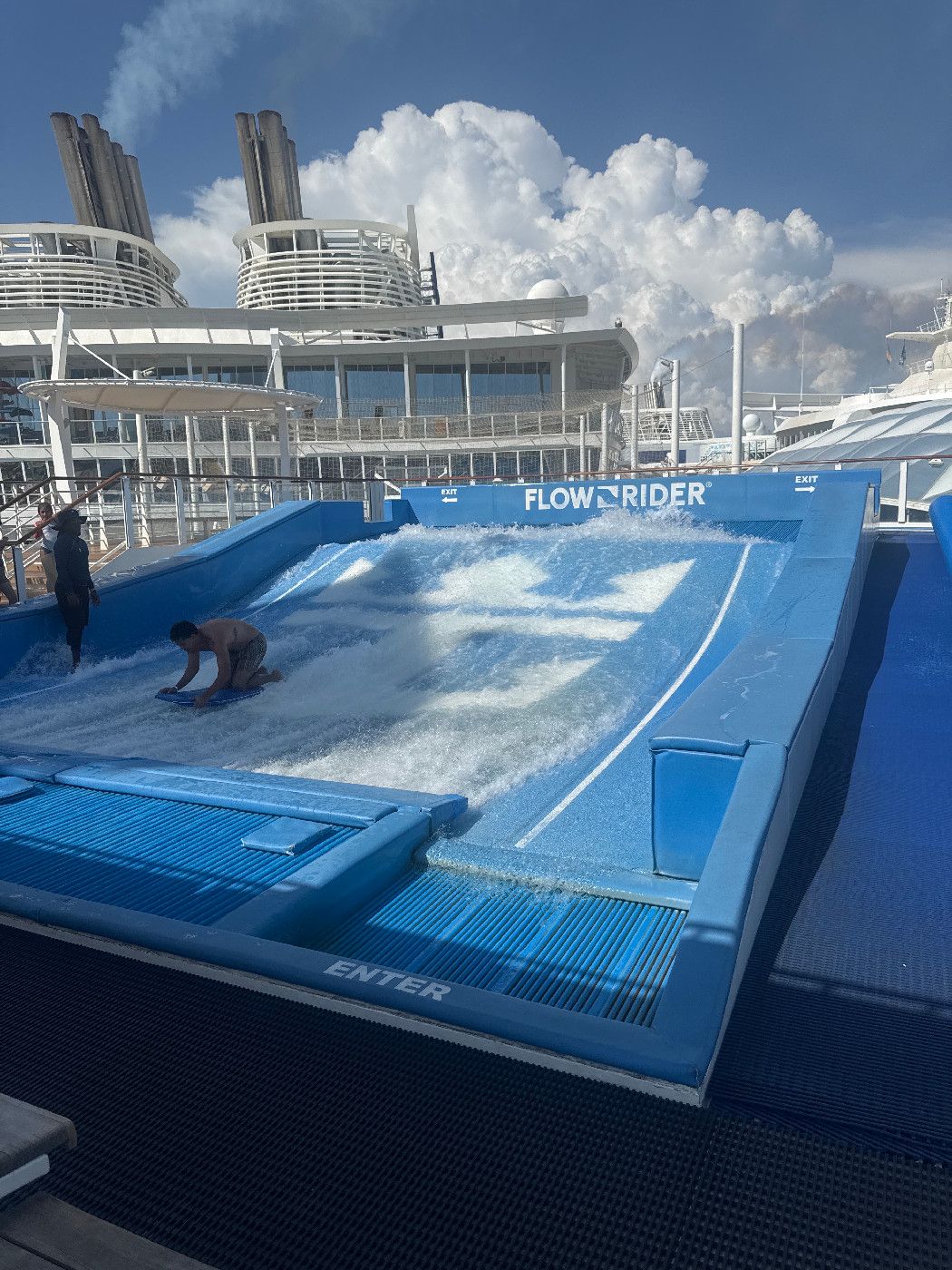 Flowrider - Symphony of the Seas