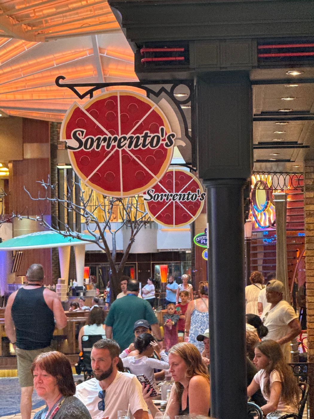 Sorrento's Pizza - Allure of the Seas