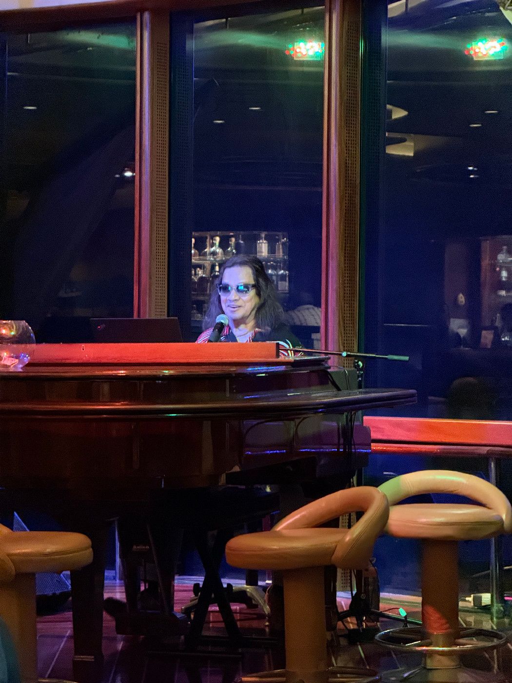 Schooner Bar - Enchantment of the Seas