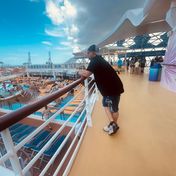 Cabin #6543 - Oasis of the Seas — review photo 2 by SolarSeafarer