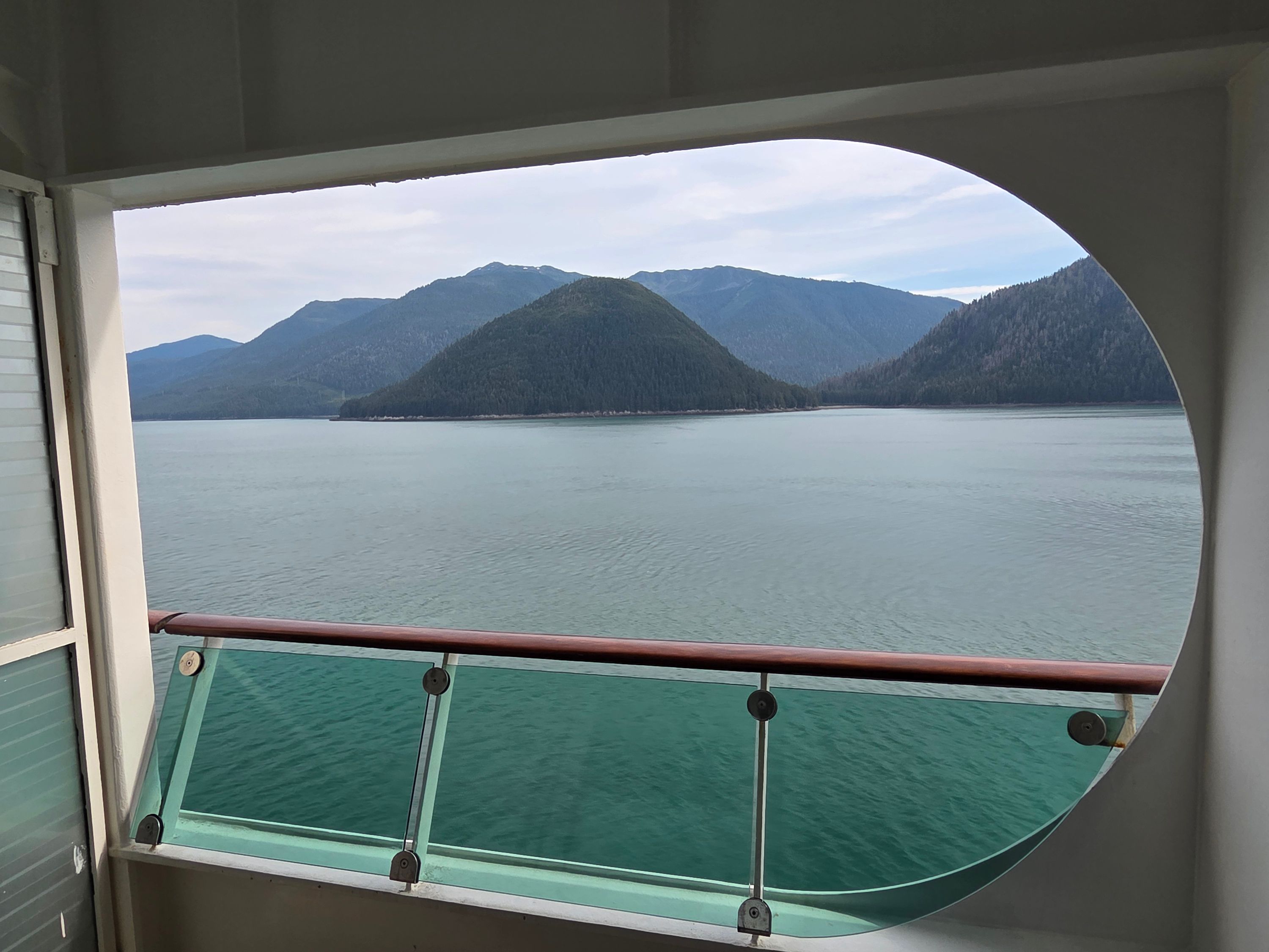 Cabin #9346 - Voyager of the Seas — traveler photo 1