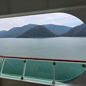 Cabin #7252 - Voyager of the Seas — review photo 2 by ElderFrigate